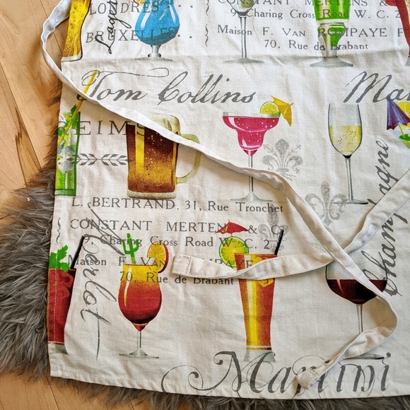 👕Michel Design Works - Cocktail Apron - Picture 4 of 5
